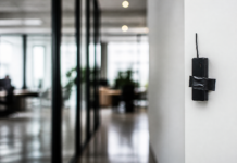 OpenAI halla un dispositivo espía en sus oficinas y avisa al FBI