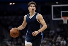 De Larrea sorprende en los Mavericks y recibe grandes elogios