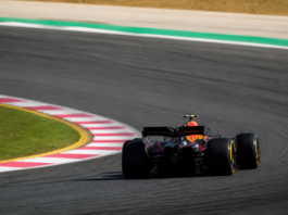 Verstappen asombra en Portimao: del puesto 24 al top-10