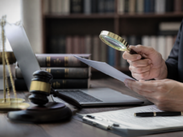 Cómo verificar si una IA inventa estudios, leyes o sentencias
