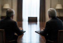 Dos magistrados del Constitucional estuvieron en el Gobierno