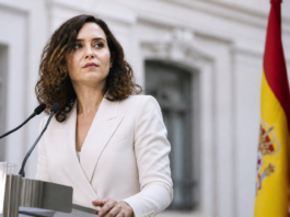 Ayuso alerta: España se juega su última oportunidad