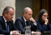 Fabra, Camps y Oltra desvelan el daño del caso Bar España