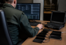 Guardia Civil compra sistema para registrar móviles a distancia