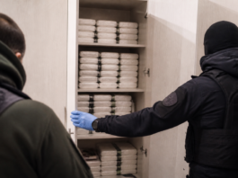 Hallan 120 kilos de cocaína de Grecia ocultos en armarios