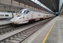 Huelga maquinistas Renfe deja trenes cancelados y dudas Huelga maquinistas Renfe deja trenes cancelados y dudas image