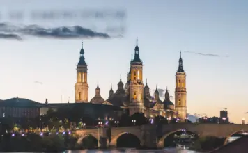 Octubre deja un puente del Pilar marcado por la lluvia image