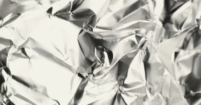 Papel aluminio: el truco para usar cada cara bien image