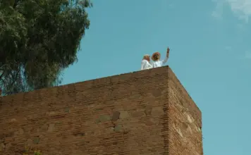 Parkour en la Alhambra el joven que rompió un pilar image